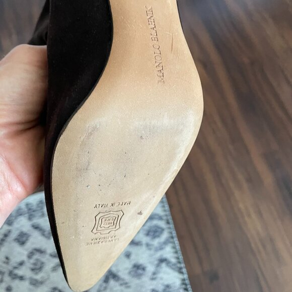 Manolo Blahnik Brown Suede Knee-High Heeled Boots - Picture 10 of 13